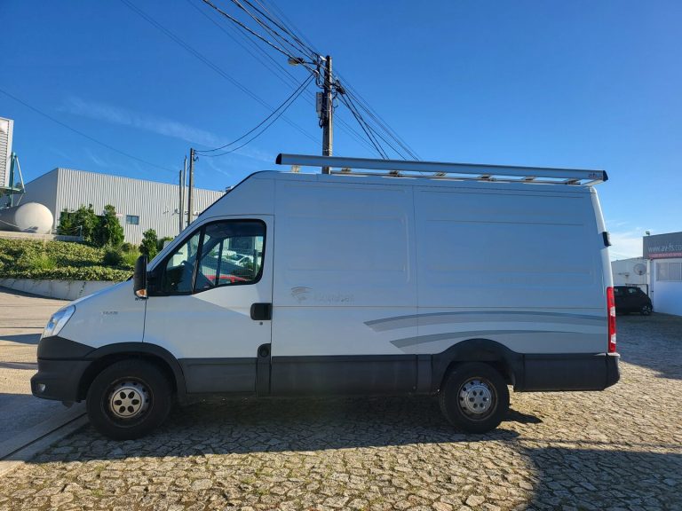Iveco Daily35s15_lateral