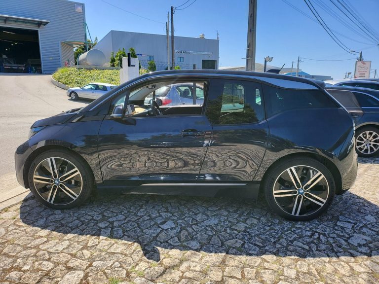 BMW i3_lateral