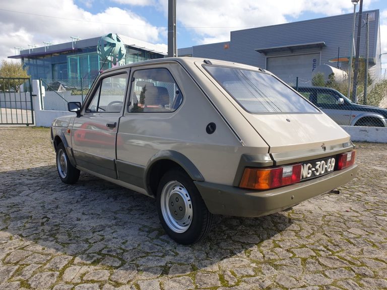 Fiat 127 900 super_traseira