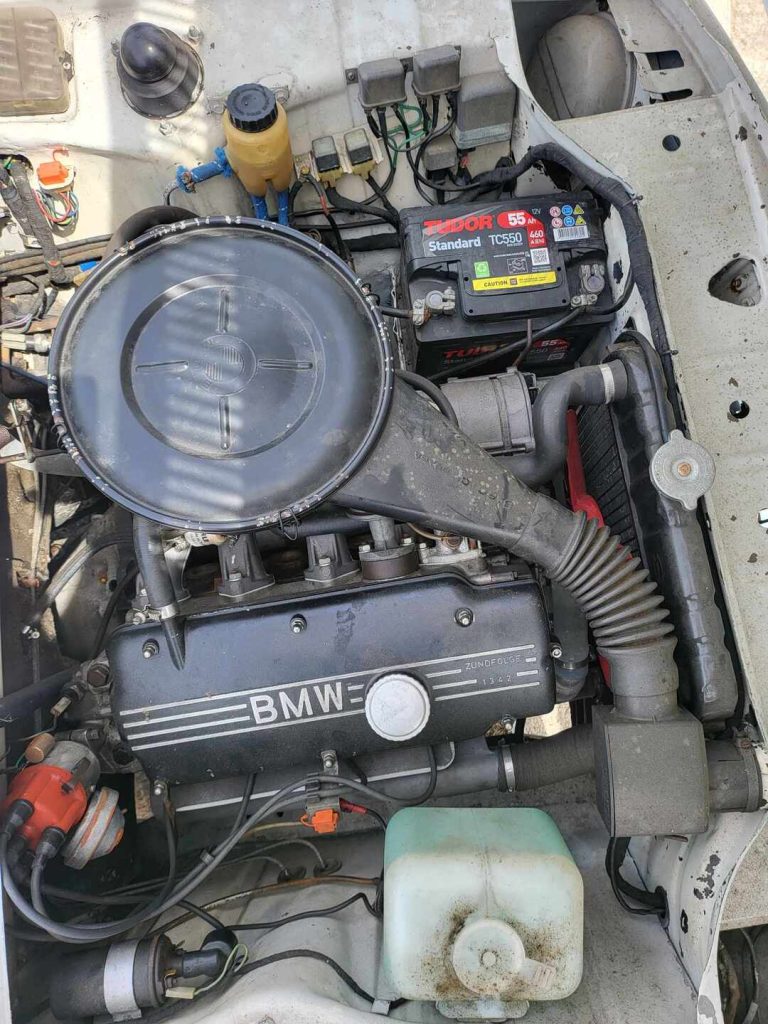 BMW_2002_motor